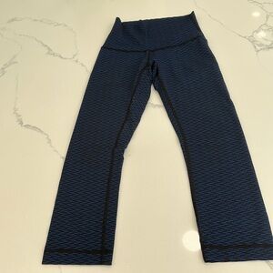 Lululemon size 4 leggings